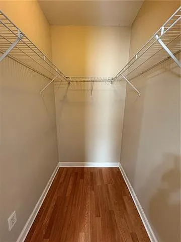 519 Fairmont St — Photo 9