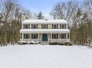 49 Sherburne Rd, Pelham, NH 03076