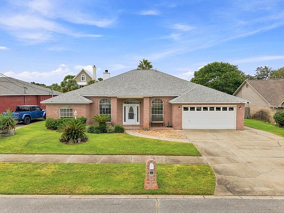 2nd image of 329 Sailfish Cir