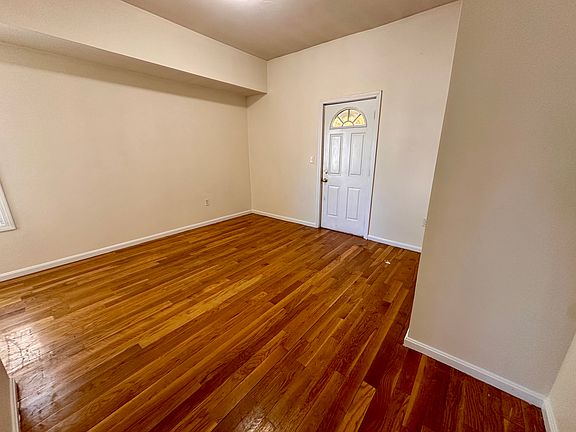 4th image of 24 Mount Everett St APT 4