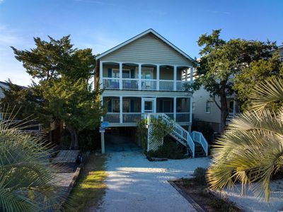 241 Atlantic Ave., Pawleys Island, SC, 29585