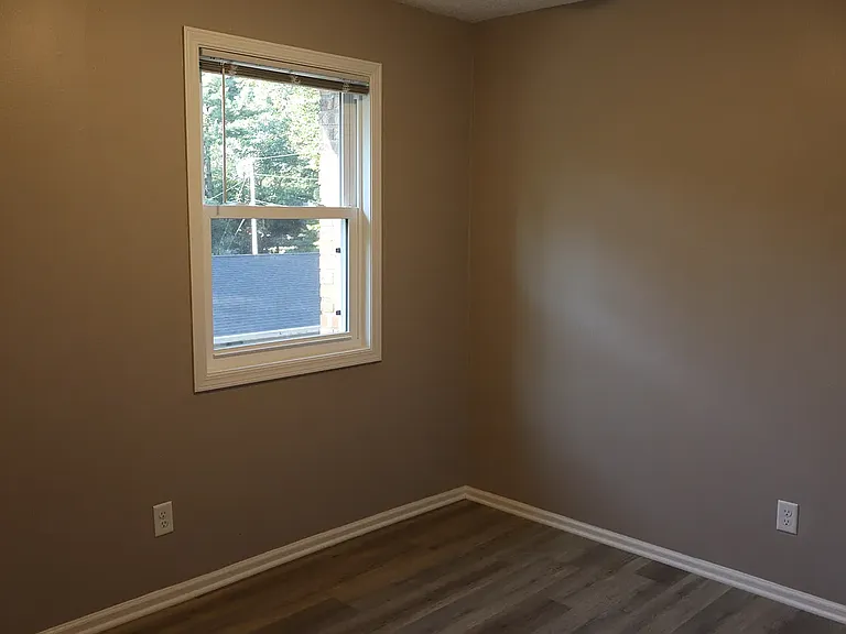 211 N Beach Dr #11 — Photo 15
