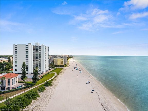 3rd image of 3951 Gulf Shore BLVD N #703
