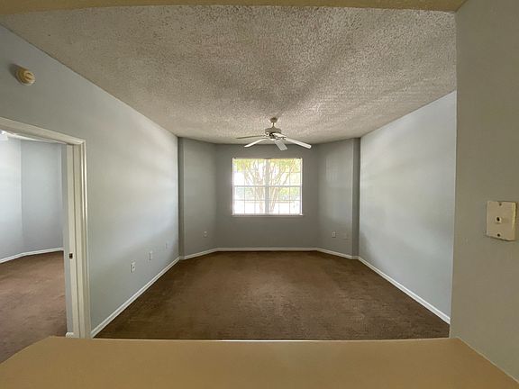 4th image of 10831 Windsor Walk Dr #1103