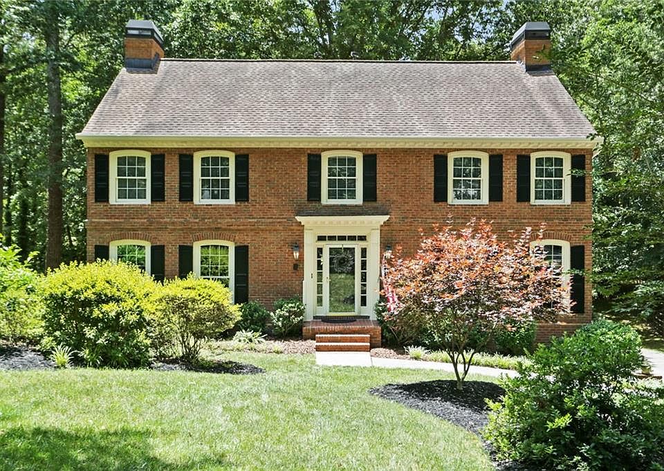 1st image of 2725 Satinwood Dr