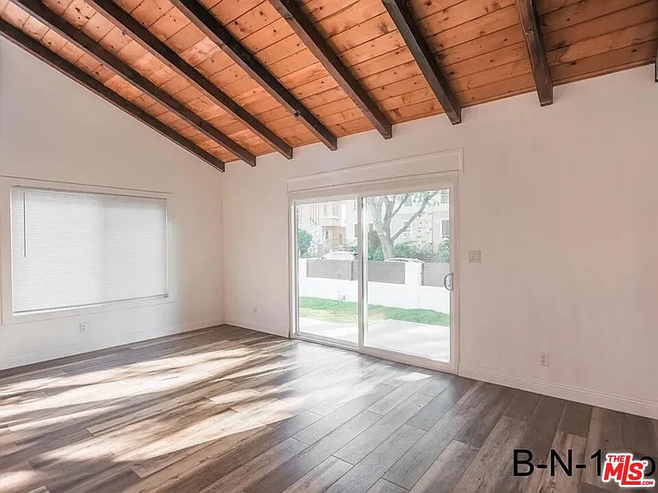 Building Photo - 923 N Stanley Ave #A