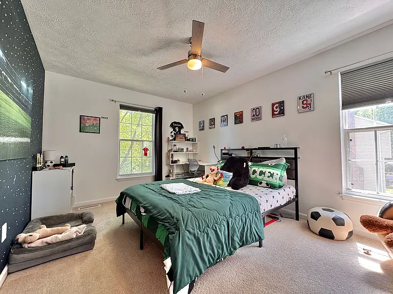 69 Spring Lake Dr — Photo 32