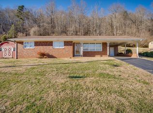 318 Meadow Lark St, Weber City, VA 24290