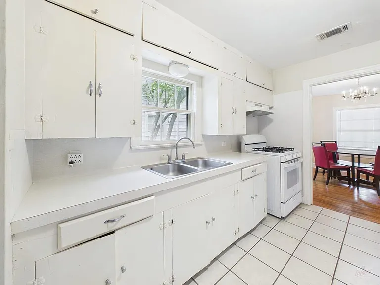 5204 Duval St — Photo 17