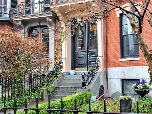 67 Mount Vernon St Unit B, Boston, MA 02108