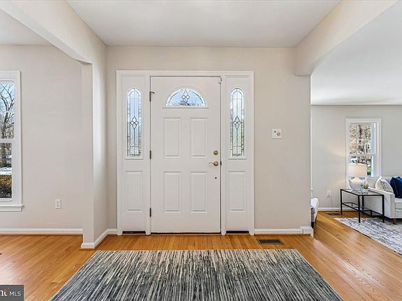 2nd image of 3105 Miller Heights Rd