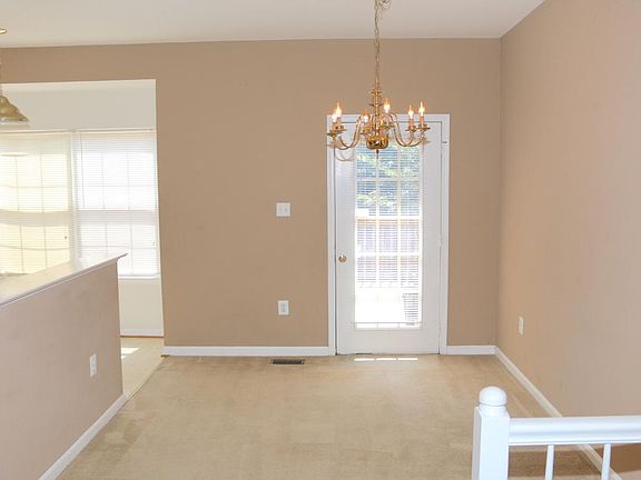 5th image of 14101 Carmody Pl