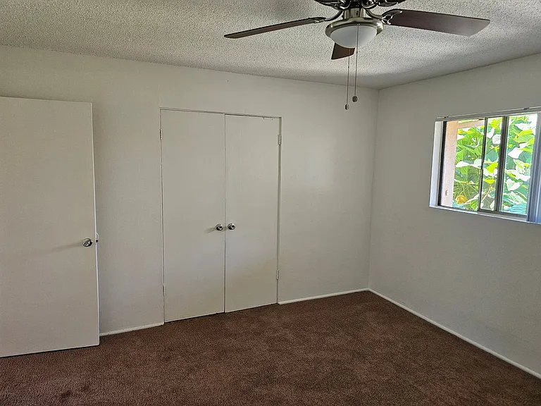 1414 W McFadden Ave — Photo 13