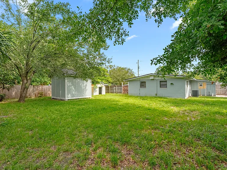 6766 London Bridge Ln — Photo 29