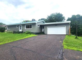 1025 8th Ave, Cumberland, WI 54829