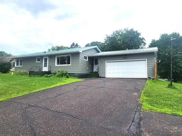 1025 8th Ave, Cumberland, WI 54829