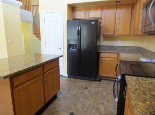 26 W Avalon Dr, Avondale, AZ 85392