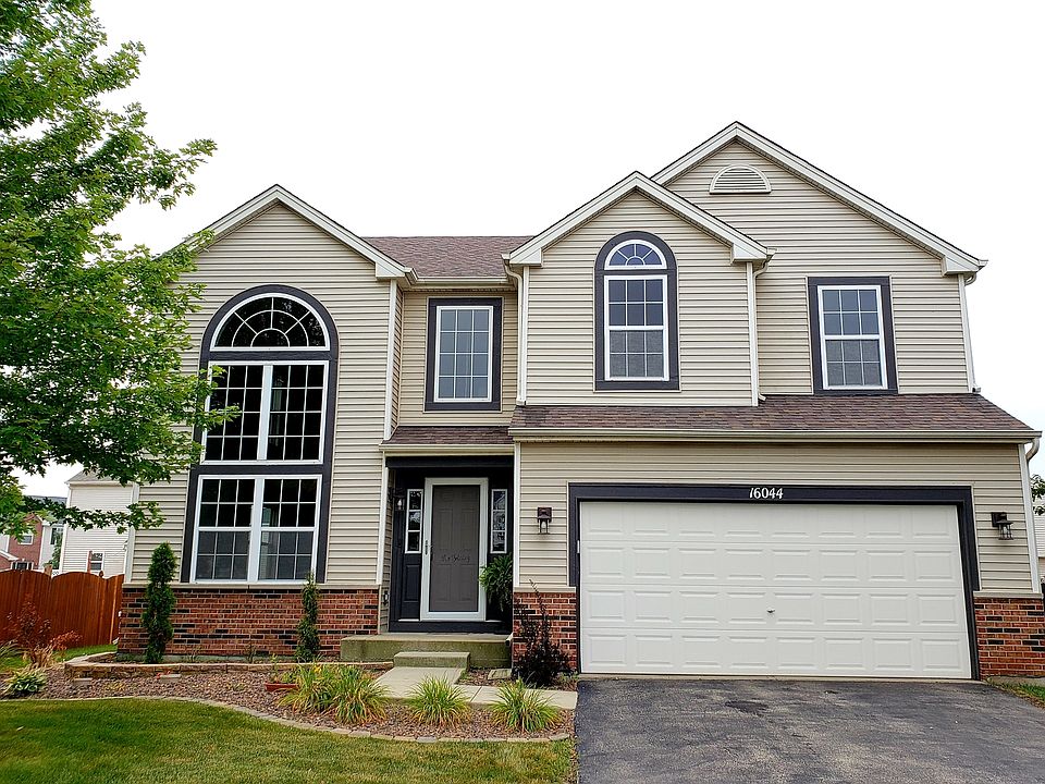 2nd image of 16044 Arborvitae Cir