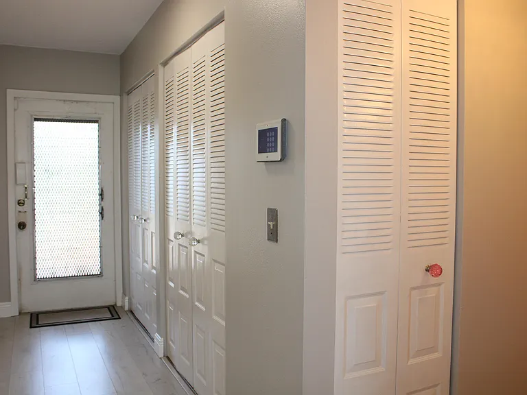 14671 Bonaire Blvd #305 — Photo 6