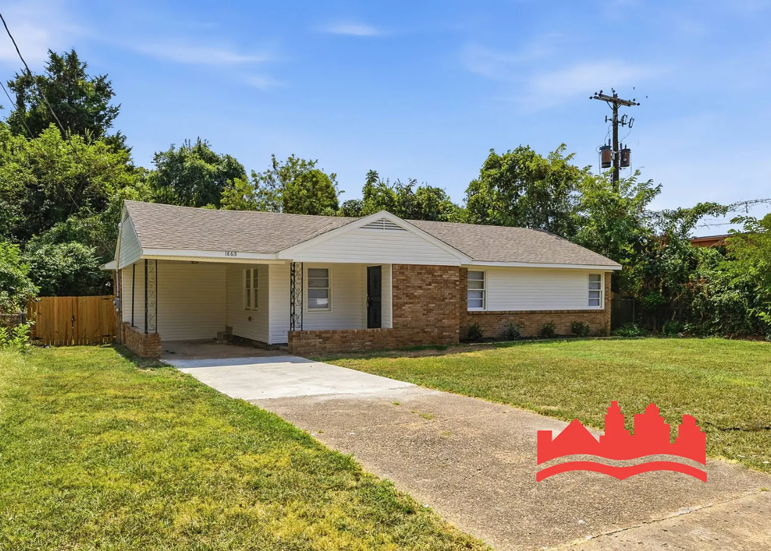 Welcome to 1863 Burnham Ave! — Photo 3