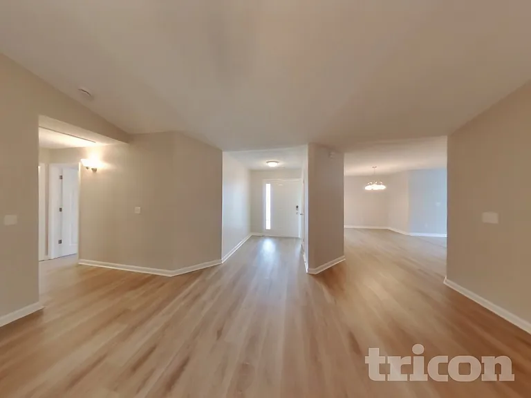 236 Galway Ln — Photo 2