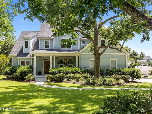 108 E Colonnade Drive, Hampstead, NC 28443