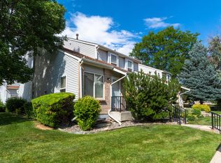 2144 Meadow Ct, Longmont, CO 80501