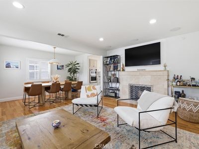 8211 McConnell Ave, Los Angeles, CA, 90045
