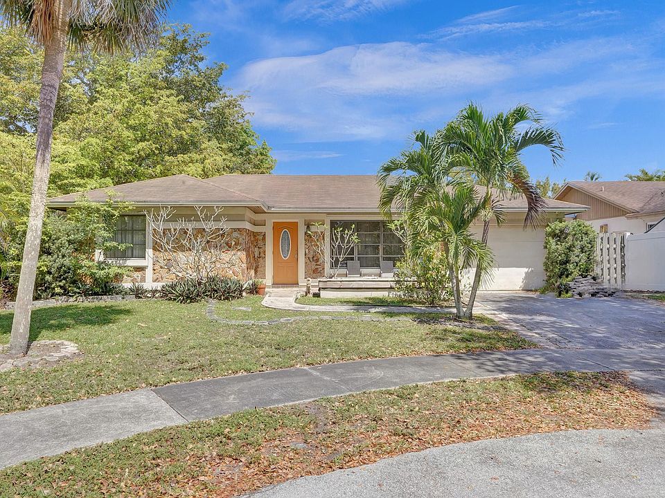1st image of 11773 SW 59th Court