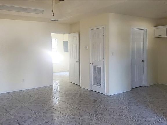 4th image of 209 Casiano St