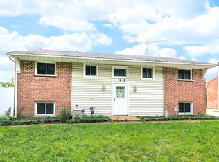 192 S Pinecrest Rd, Bolingbrook, IL 60440