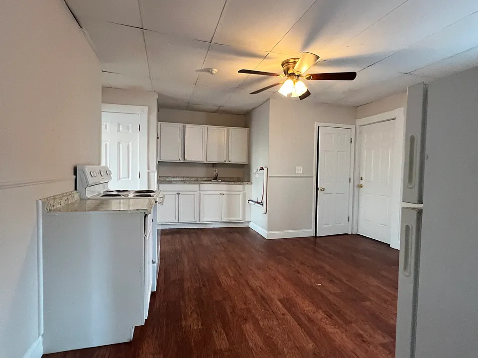7 Exeter St #3R