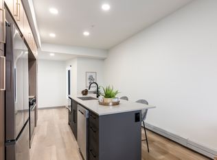 9999 Elbow Dr SW #1467108, Calgary, AB T2W2E6