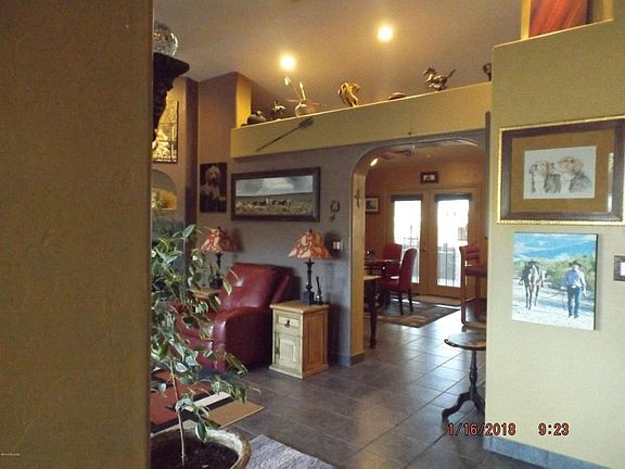 3rd image of 2841 E Shasta Ln