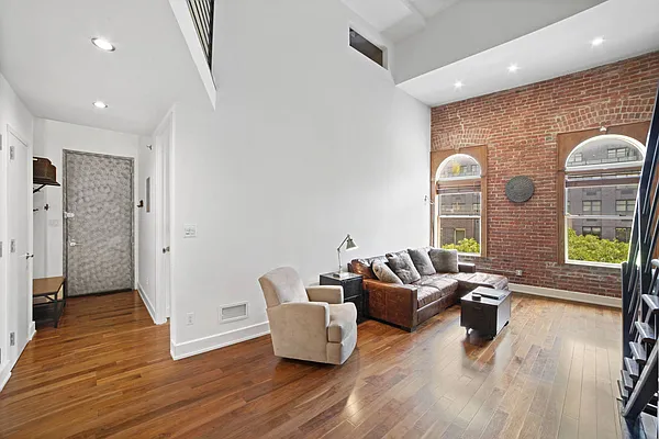 Sold by Compass | media 4