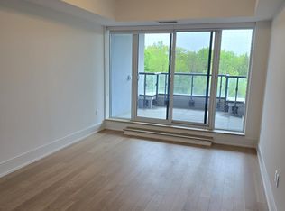 10 Inn On The Park Dr #301, Toronto, ON M3C 0P9