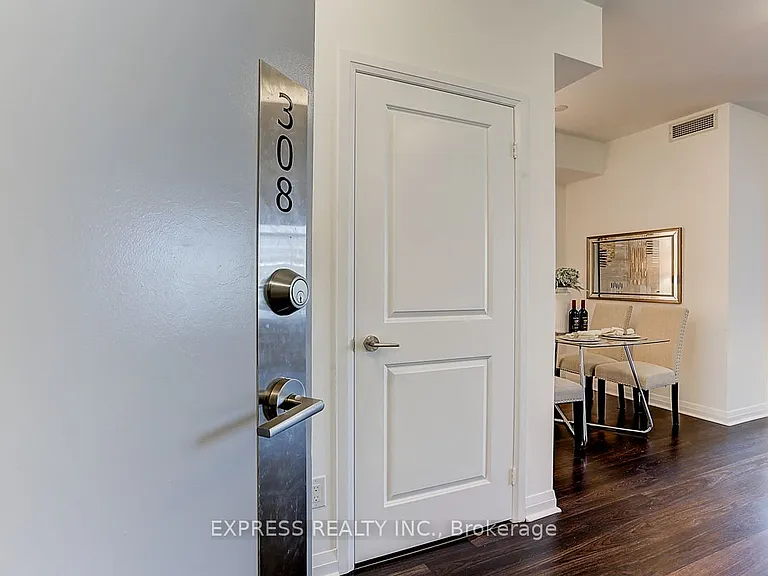 55 Oneida Cres #308 — Photo 7