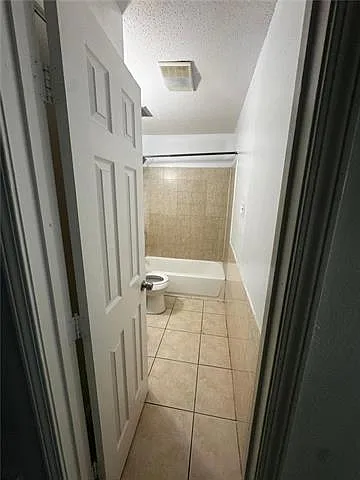3 bed, 2.0 bath, 1850 sqft, $1,900 — Photo 3