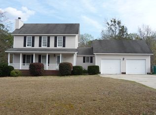 138 Pineridge Dr, Cameron, NC 28326