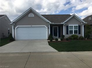 129 Breckenridge Oval, Elyria, OH 44035