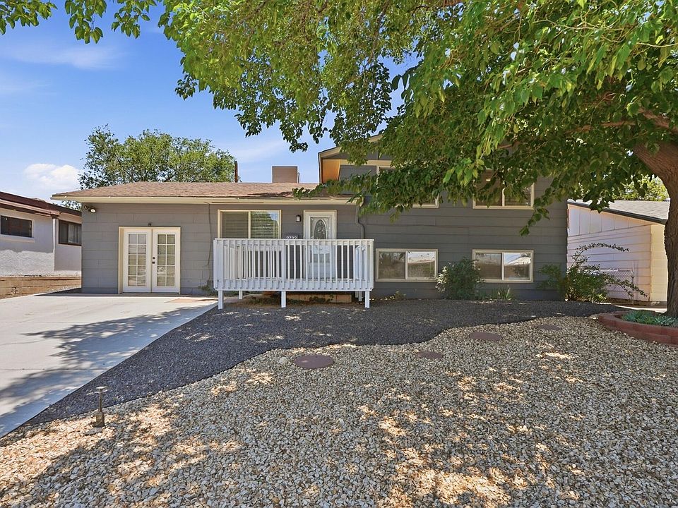 1st image of 2722 June St NE