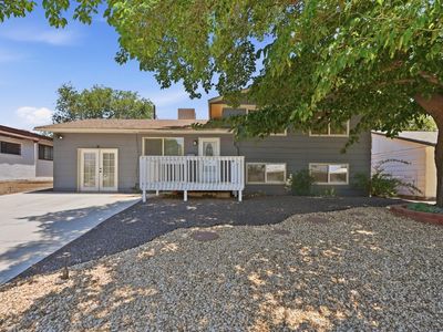 2722 June St NE, Albuquerque, NM, 87112