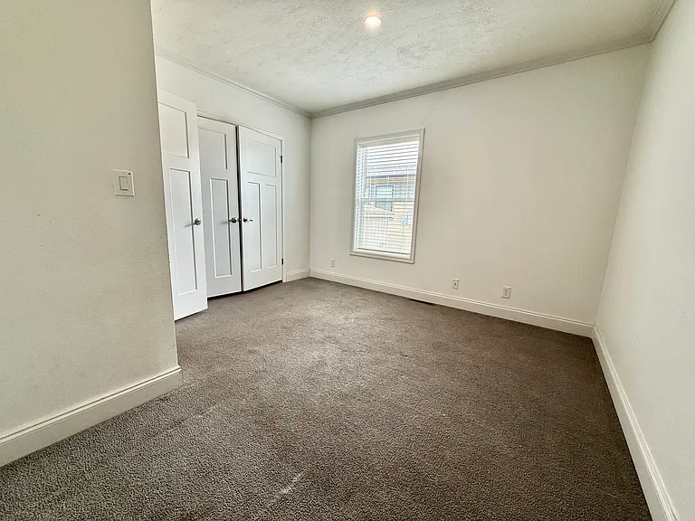 Willow Crossing — Photo 29