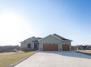 12478 Tama Run Rd, Darlington, WI 53530