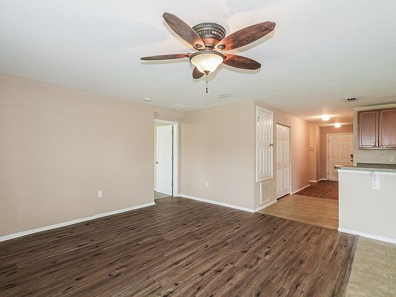 3rd image of 11133 Running Pine Dr