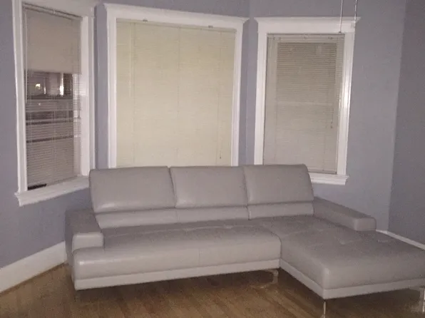 2823 N Richmond St Unit 2, Chicago, IL 60618