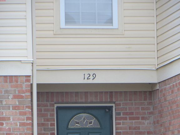 2nd image of 129 Ashton Woods Ct