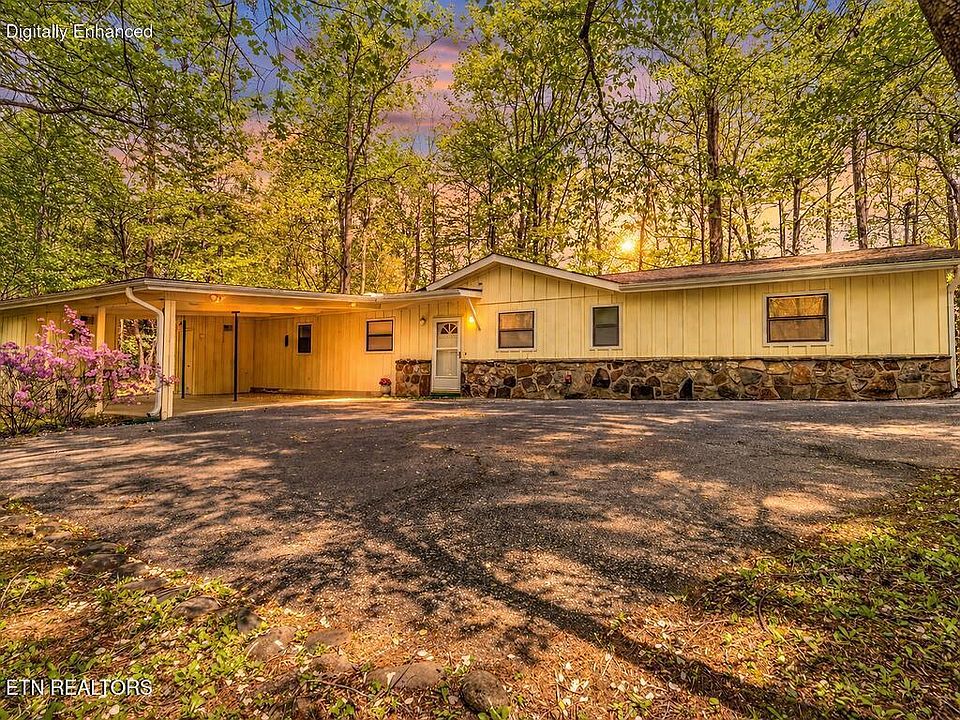 1st image of 1062 N Ridge Pl