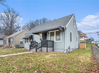 5600 S Benton Ave, Kansas City, MO 64130