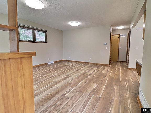 3rd image of 1724 N Main St